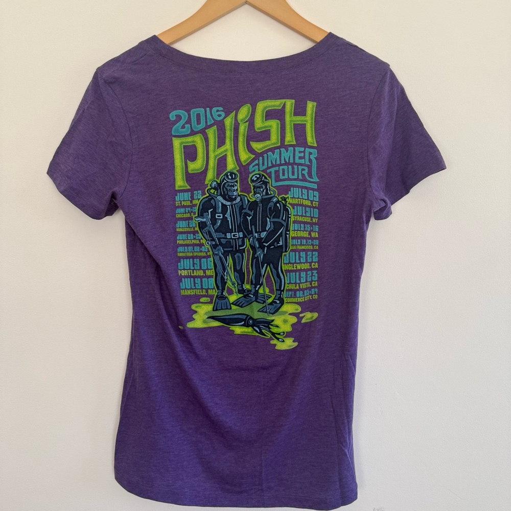 Phish Women’s Ape Diver Summer 2016 Tour Purple Graphic T-Shirt Size XL - Picture 8 of 8